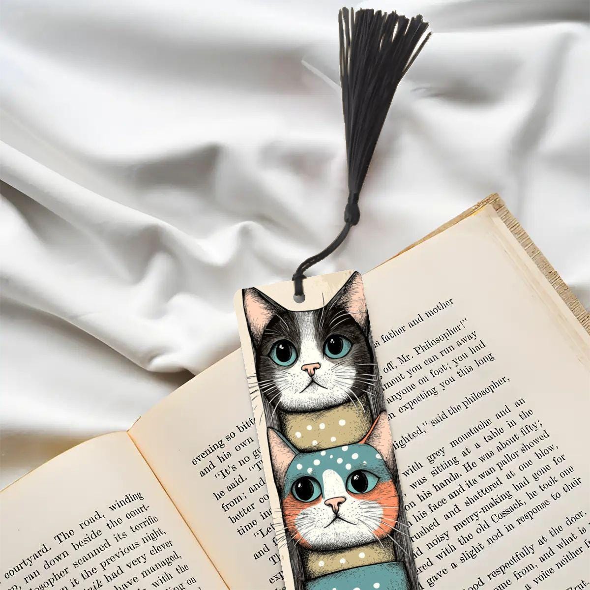 ColorFlow | Stacked Cats Metal Bookmark Quirky Retro Feline Illustration Playful Kitty Art Double Sided Design | Optional Personalization
