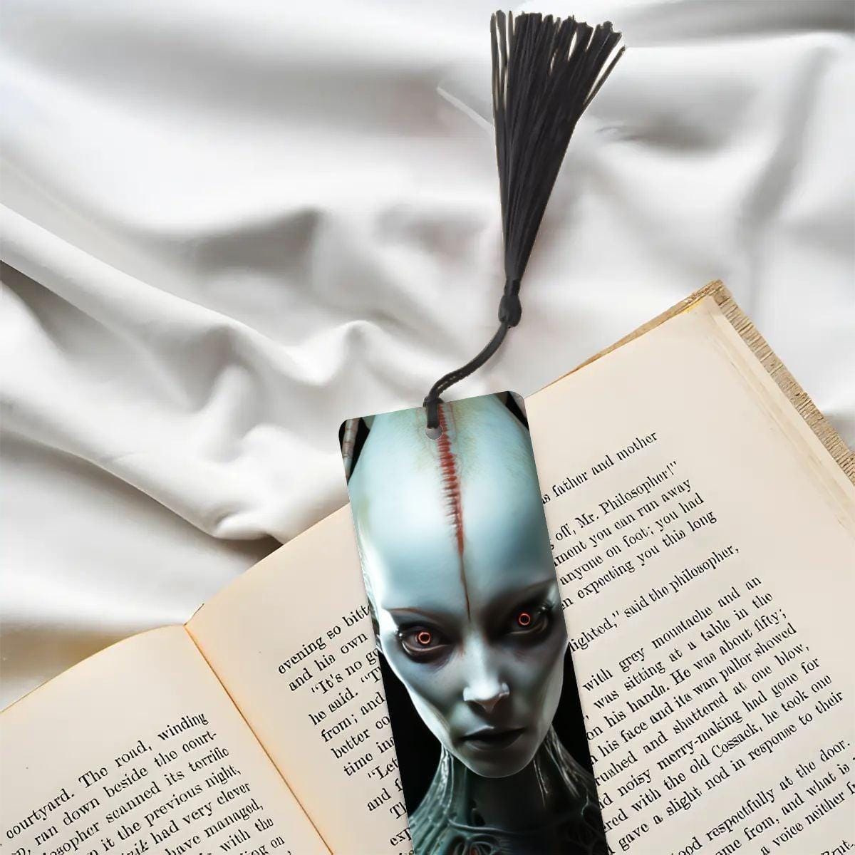 ColorFlow | Biomech Alien Metal Bookmark Sci Fi Extraterrestrial Red Eye Futuristic Dark Fantasy Art | Optional Personalization