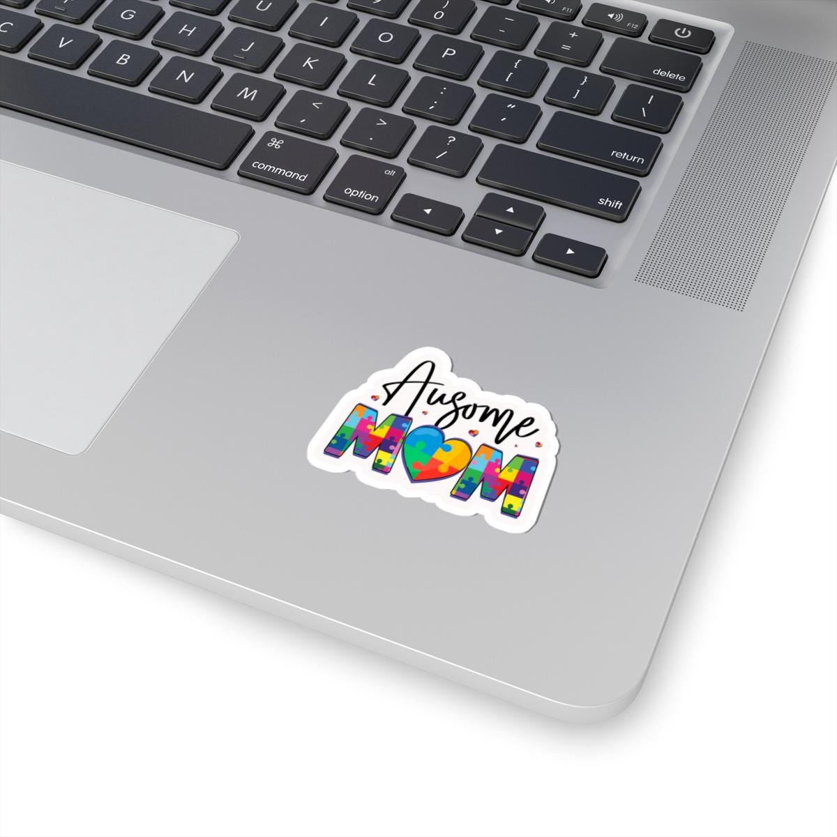 ColorFlow | Ausome Mom Vinyl Sticker | Puzzle Heart Autism Proud Parent